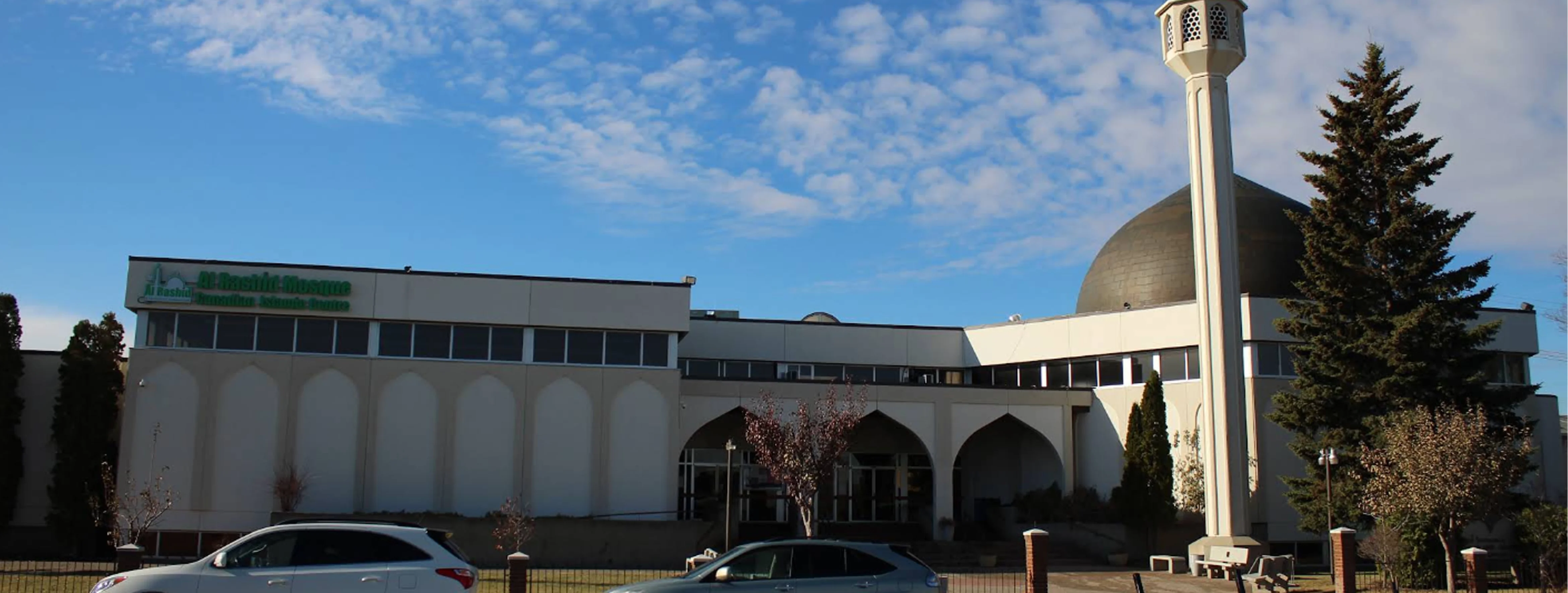 Exterior view of Al-Rashid Mosque Edmonton building